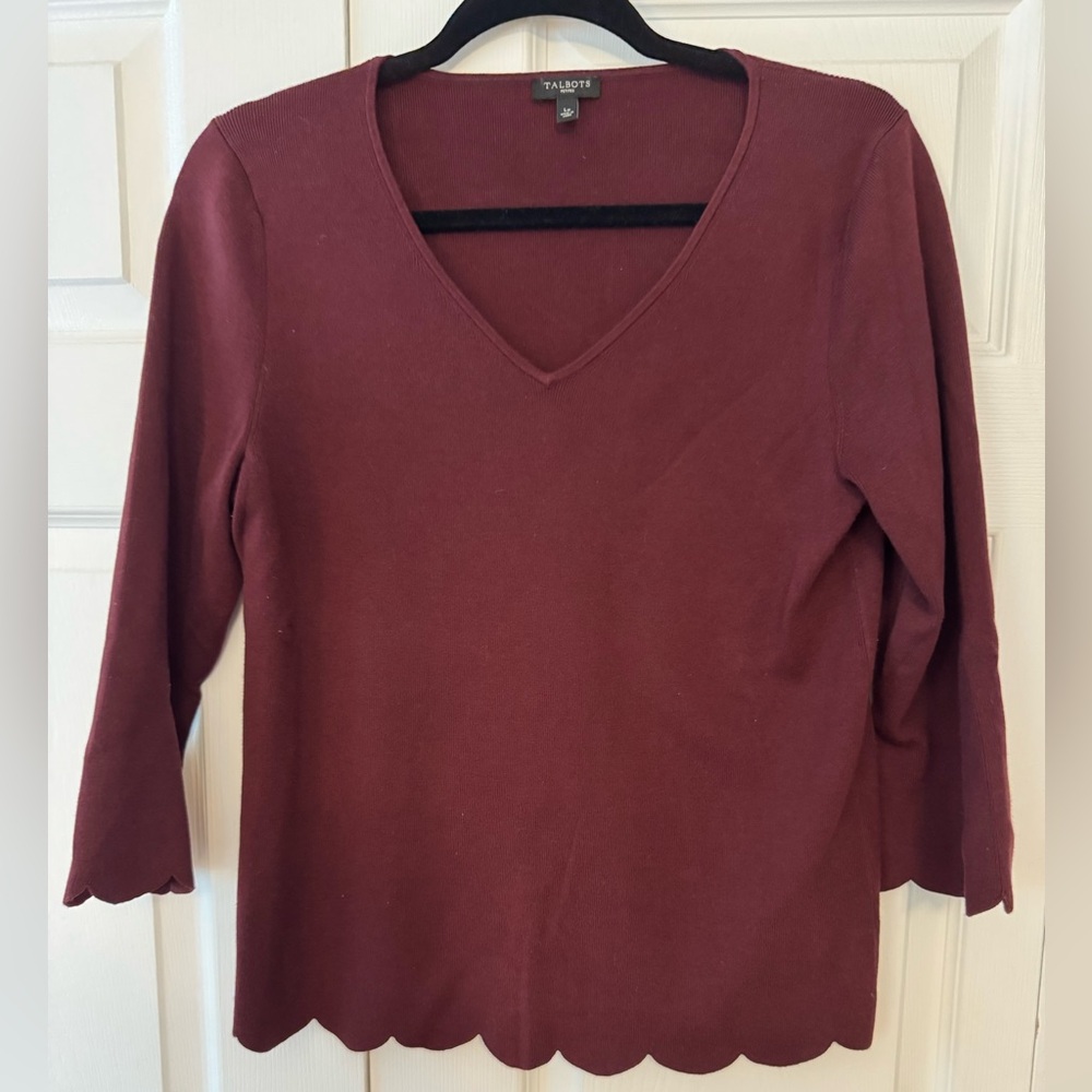 Scalloped V-Neck Top - Burgundy